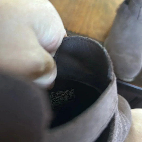 Skechers Suede chocolate brown boots. Size 9 - Picture 7 of 7